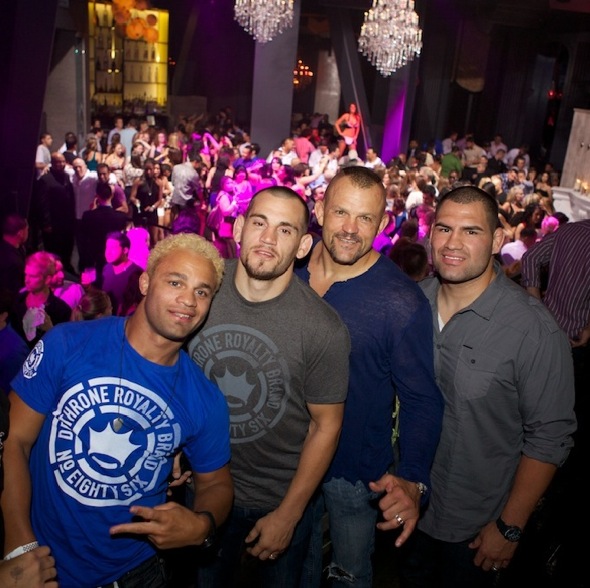 Cain Velasquez ufc mma bg