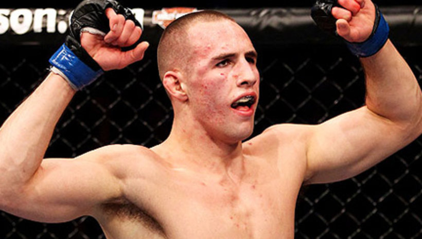 Rory MacDonald задълбочил контузията си, завръщането му се отлага