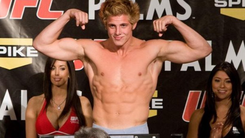 Riddle: White е плешива маймуна, която не разбира от нищо