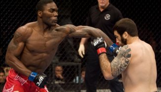 Anthony Johnson срещу Mike Kyle - главен двубой в WSOF 5