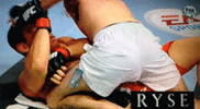 Проблемът с шортите на Cody McKenzie в UFC on FOX 9