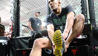 Ivan Menjivar бе осовобден от UFC след три поредни загуби