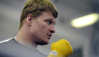 Povetkin нокаутира Charr с комбинация