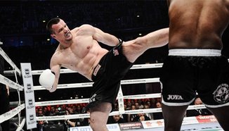 Cro Cop срещу Jarrell Miller в Glory 17