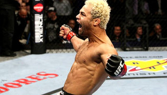 Josh Koscheck срещу Jake Ellenberger в UFC 184