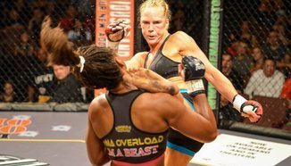 Holly Holm срещу Raquel Pennington на 28 февруари