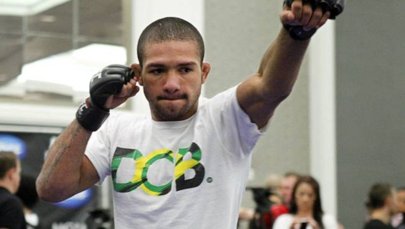 Diego Brandao избухва срещу оператор