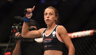 Jedrzejczyk: Приказките преди двубоя може да са пречупили Esparza