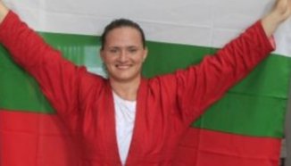 Мария Оряшкова със световна титла в самбото