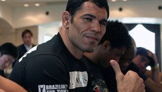 Minotauro Nogueira си 'скъсва задника от тренировки'