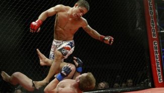 Chad Mendes срещу Anthony Morrison в WEC 48