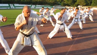 Гости от осем държави на лагера по киокушин на Камчия