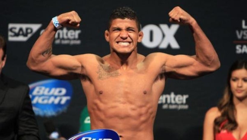 Gilbert Burns изгаси тока на Dan Moret