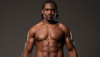Francis Ngannou показва бързина преди битката с Derrick Lewis 