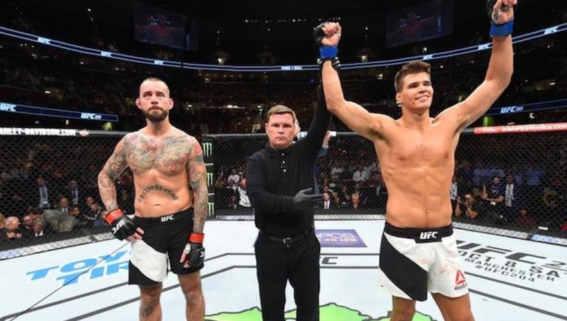 Mickey Gall: CM Punk ще победи Mike Jackson
