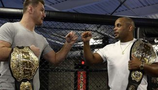 Michael Bisping: Stipe Miocic ще победи Cormier с решение
