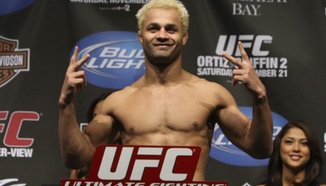 Koscheck смята да ядоса 22,000 канадски фена