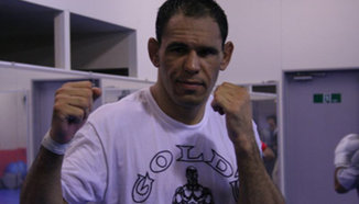 Rich Franklin срещу Antonio Rogerio Nogueira в UFC 133