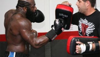 Ударът, който свали Kimbo не бил случаен