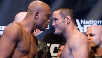 Anderson Silva избягва Dan Henderson