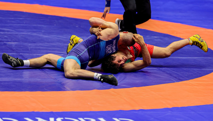 Назарян ще спори за бронза, другите ни борци – са на репешаж