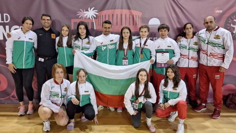 И момичетата с европейска титла по борба