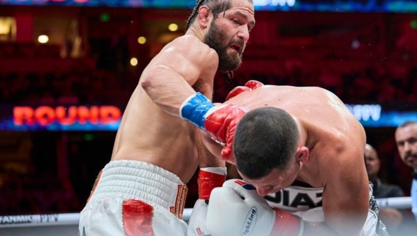 Хорхе Масвидал тежал със 7 кг повече от Нейт Диас на боксовия им мач