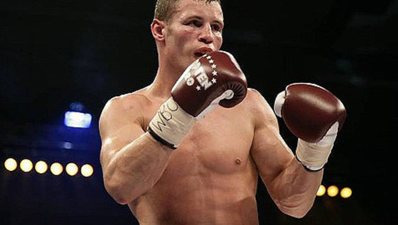 Съперникът на Роберт Щиглиц се контузи