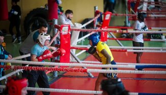 Националите ни по бокс със здрави спаринги на 'Дианабад'