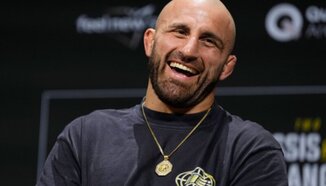 Александър Волкановски с предупреждение от дебютант в UFC 319: Ще го победя!