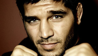 Patrick Cote иска да изкупи загубата си от Tom Lawlor