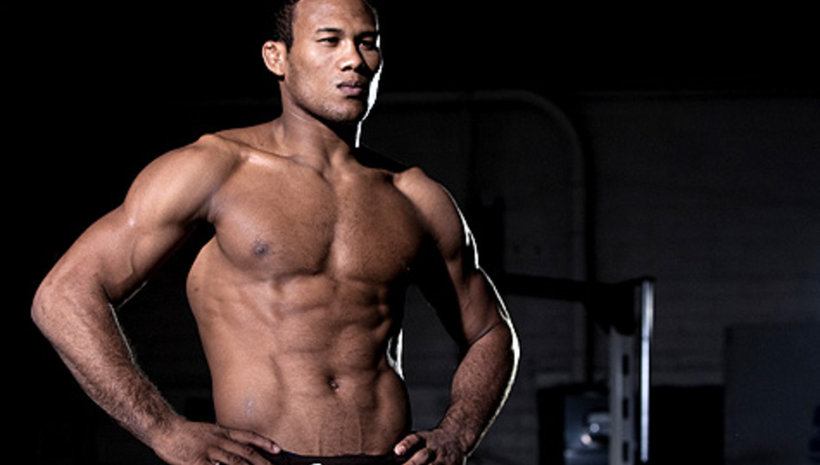 Ronaldo Souza срещу Derek Brunson в Strikeforce: Rousey vs Kaufman