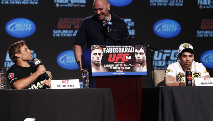 Видео от пресконференцията след UFC 149