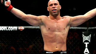 Wanderlei Silva иска двубой срещу Chael SOnnen в UFC 153