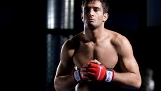 Gegard Mousasi смята, че двубоят му с Gustafsson ще е за претендент за титлата