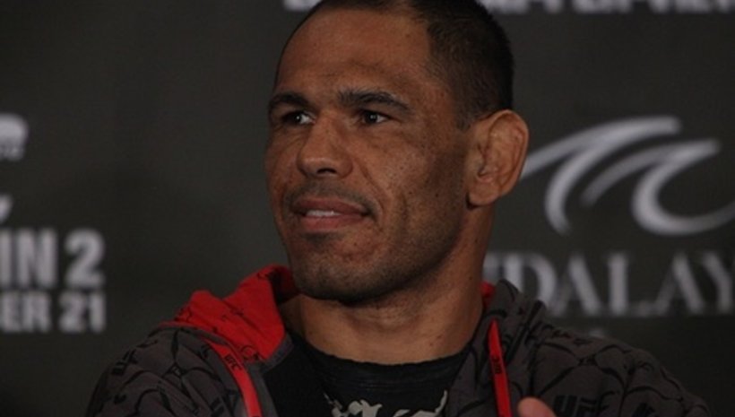 Малкия Nogueira е готов за сблъсъка си с Rashad Evans