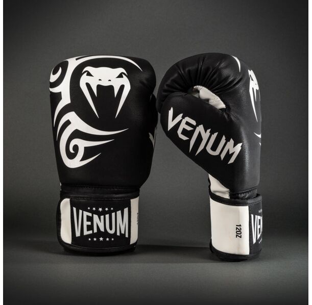 Боксови Ръкавици - Venum Mike Tyson Replica Boxing Gloves - Deep Black/Optical White​